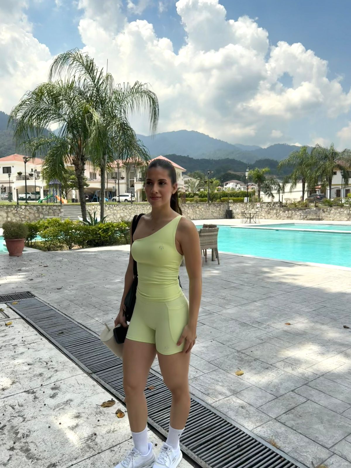 SET DE SHORT Y TOP
