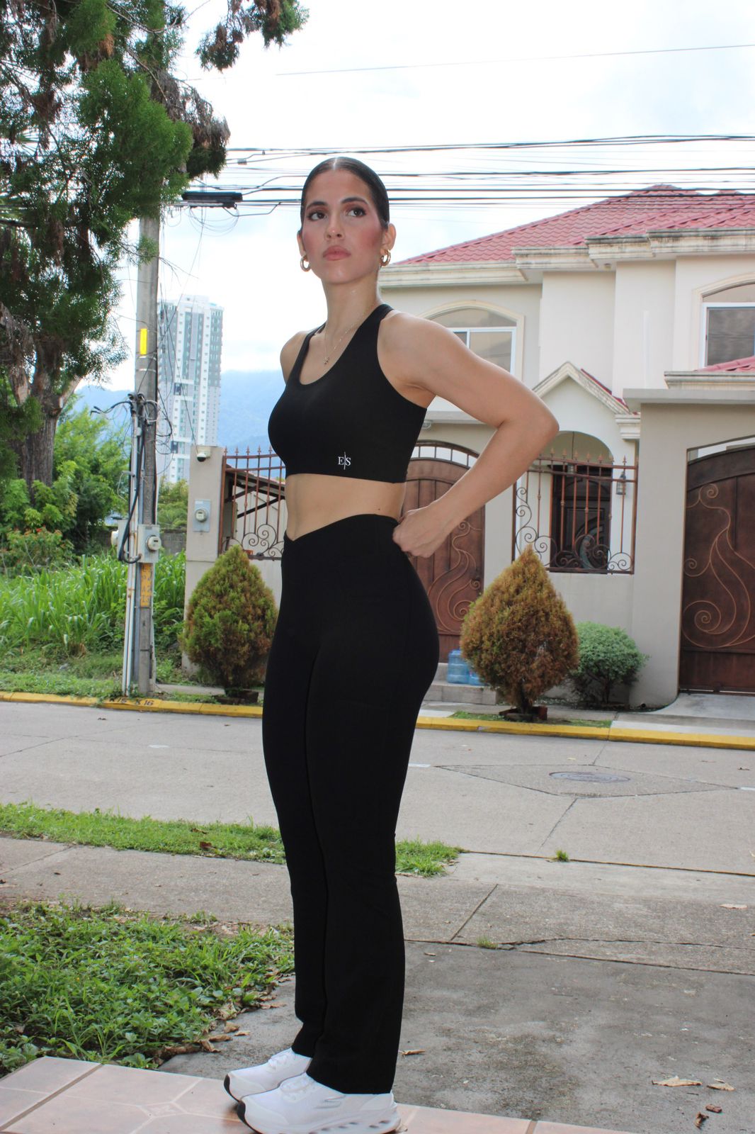 SET DE LEGGINGS Y TOP